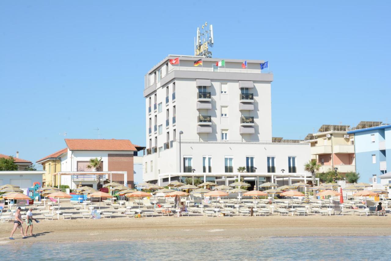 מארוטה Hotel Caravel מראה חיצוני תמונה