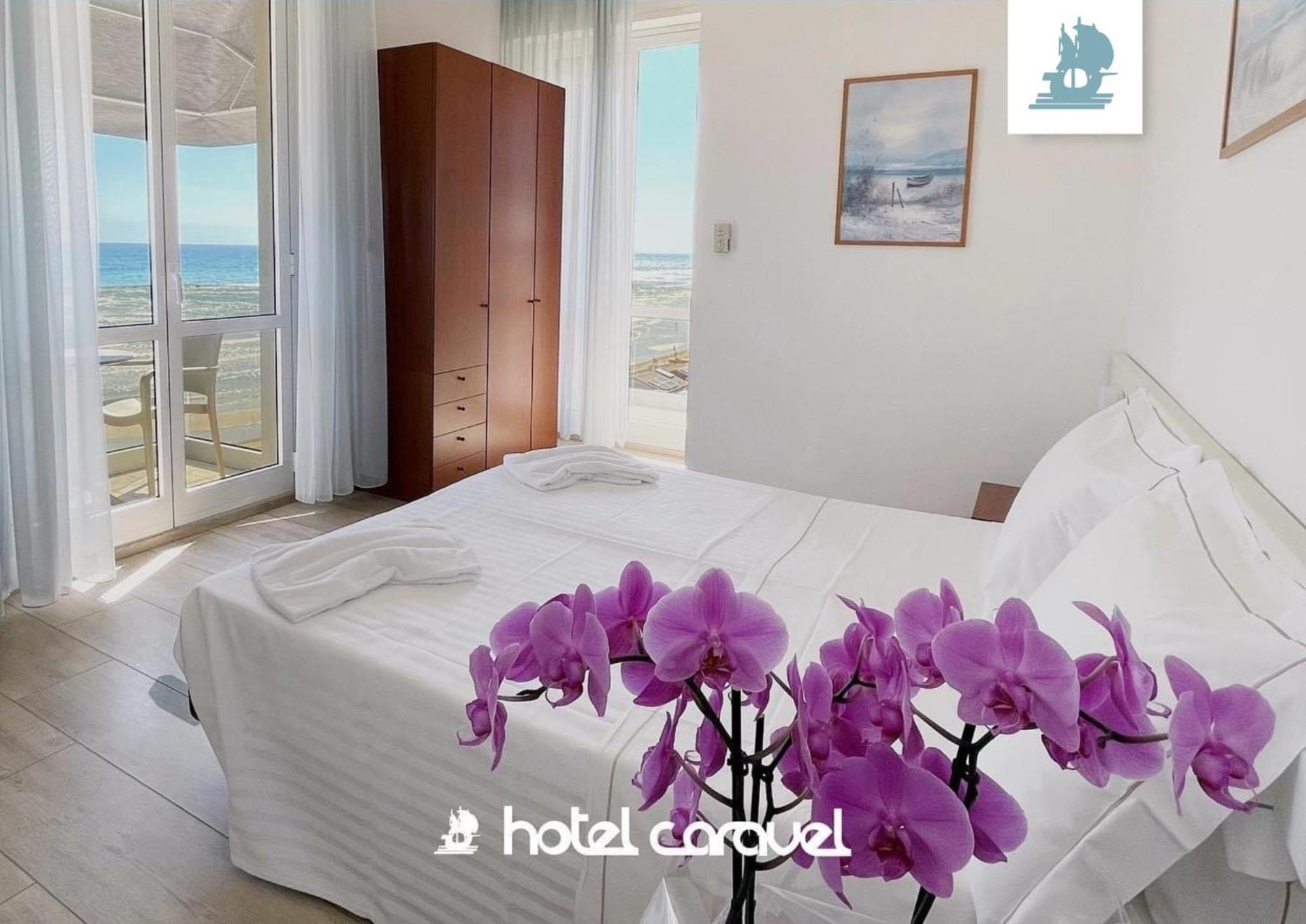 מארוטה Hotel Caravel מראה חיצוני תמונה