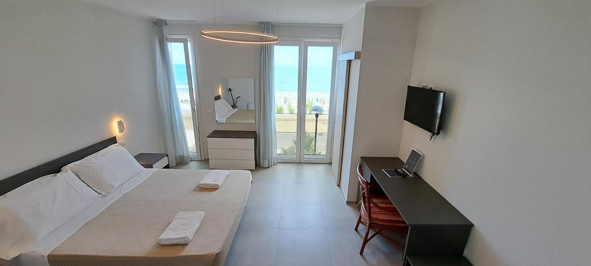 מארוטה Hotel Caravel מראה חיצוני תמונה