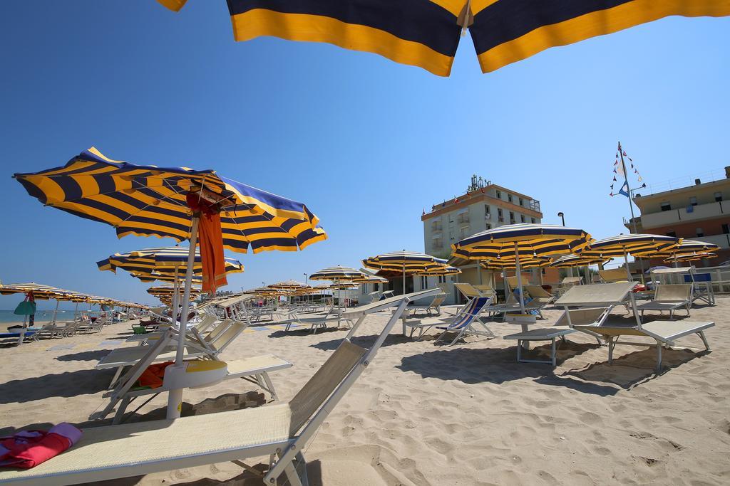 מארוטה Hotel Caravel מראה חיצוני תמונה