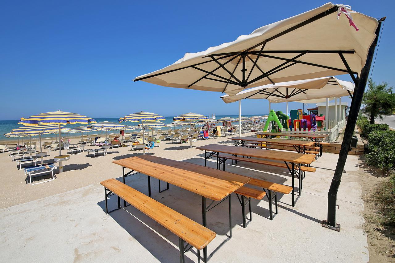 מארוטה Hotel Caravel מראה חיצוני תמונה